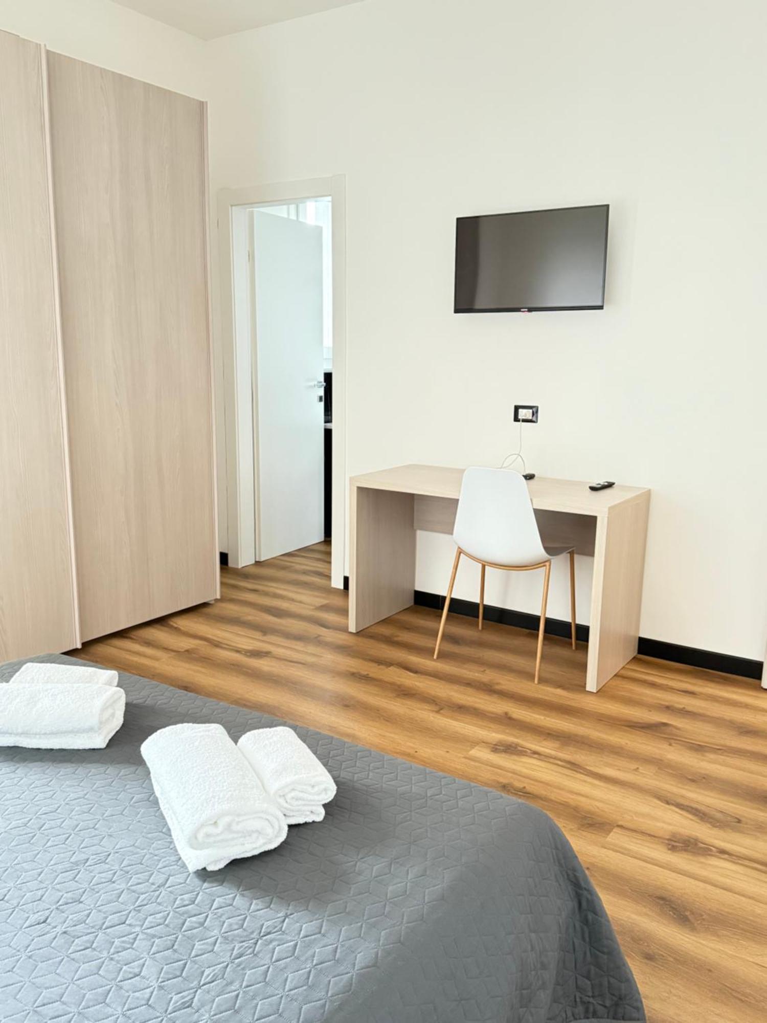 Hotel Infinity House - Eleganza Moderna Tra Treviso E Venezia Casièr Zimmer foto